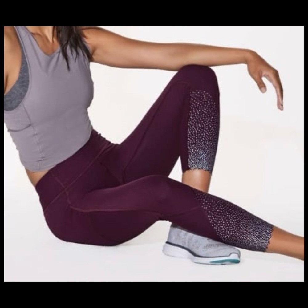 Lululemon Tight Stuff Tight II (25")
Dark Adobe size 4 NWOT